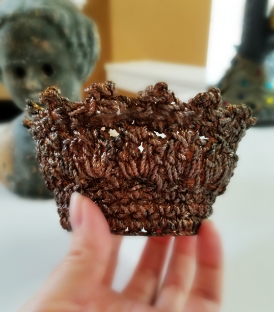 Antique finish on mini crown